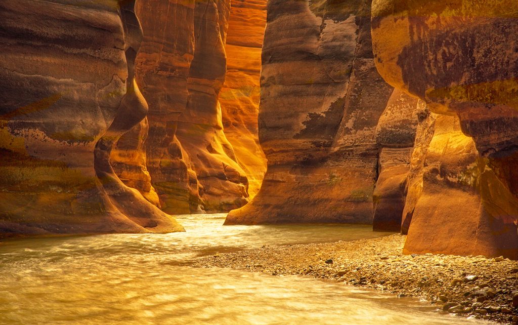 Expect to get Wet if hiking Wadi Mujib. Lifejackets are provided and must be worn. You are going to want them as the current is strong and the water deep in some parts of this water hike.
